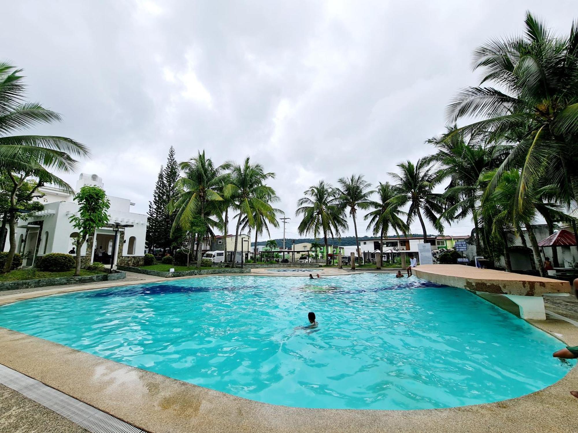 Calapan City Fully Furnished House Transient Near Xentromall L39 外观 照片
